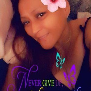 Meet your Posher, Corina